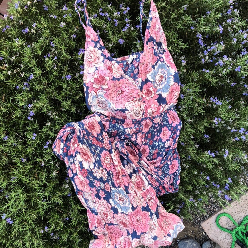 Billabong jumpsuit floral flared legs